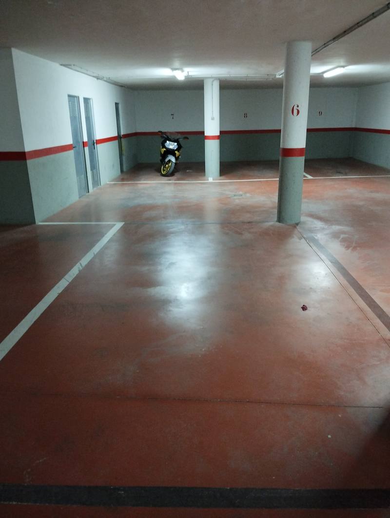 Garaje en VALDEPEÑAS, Ciudad Real