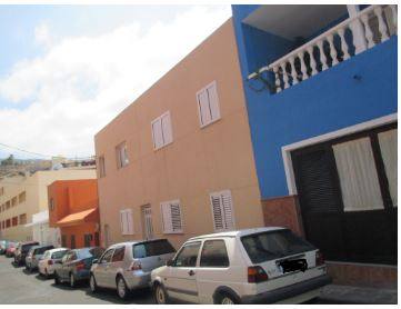 CL CALETA JURADO 7, B, BJ, 13 38683 SANTIAGO DEL TEIDE