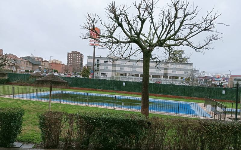 Edificio en REINA, Toledo