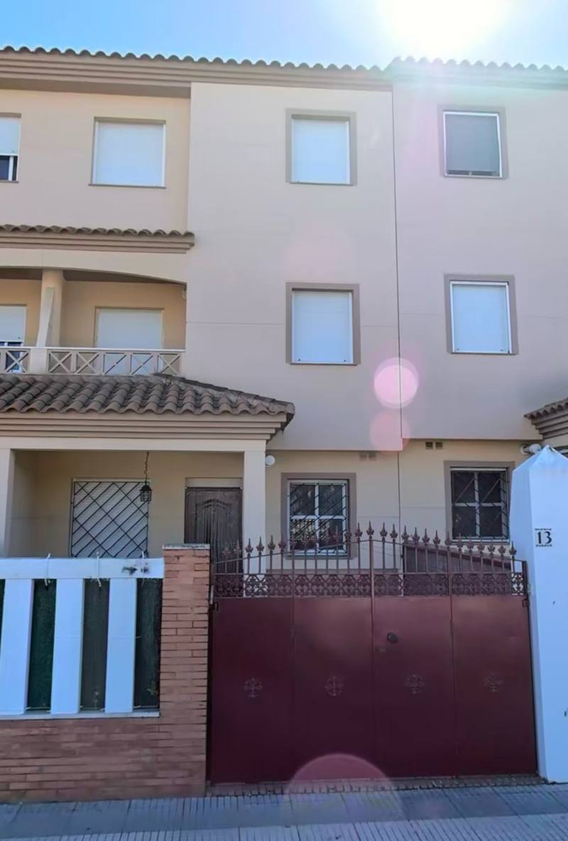 AV FEDERICO GARCIA LORCA 13, 21100 PUNTA UMBRIA