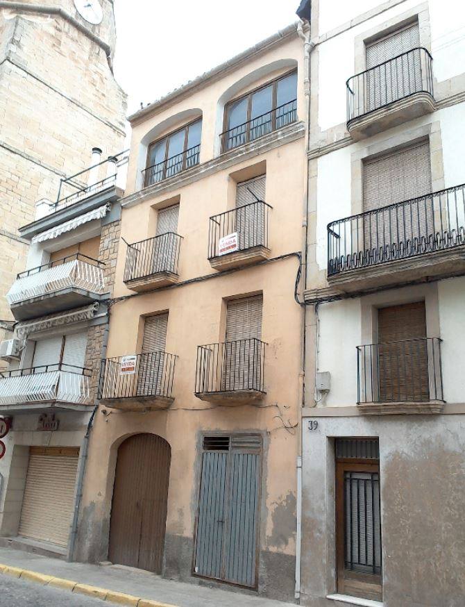 CL SANTA VEDRUNA 37, 25400 LES BORGES BLANQUES