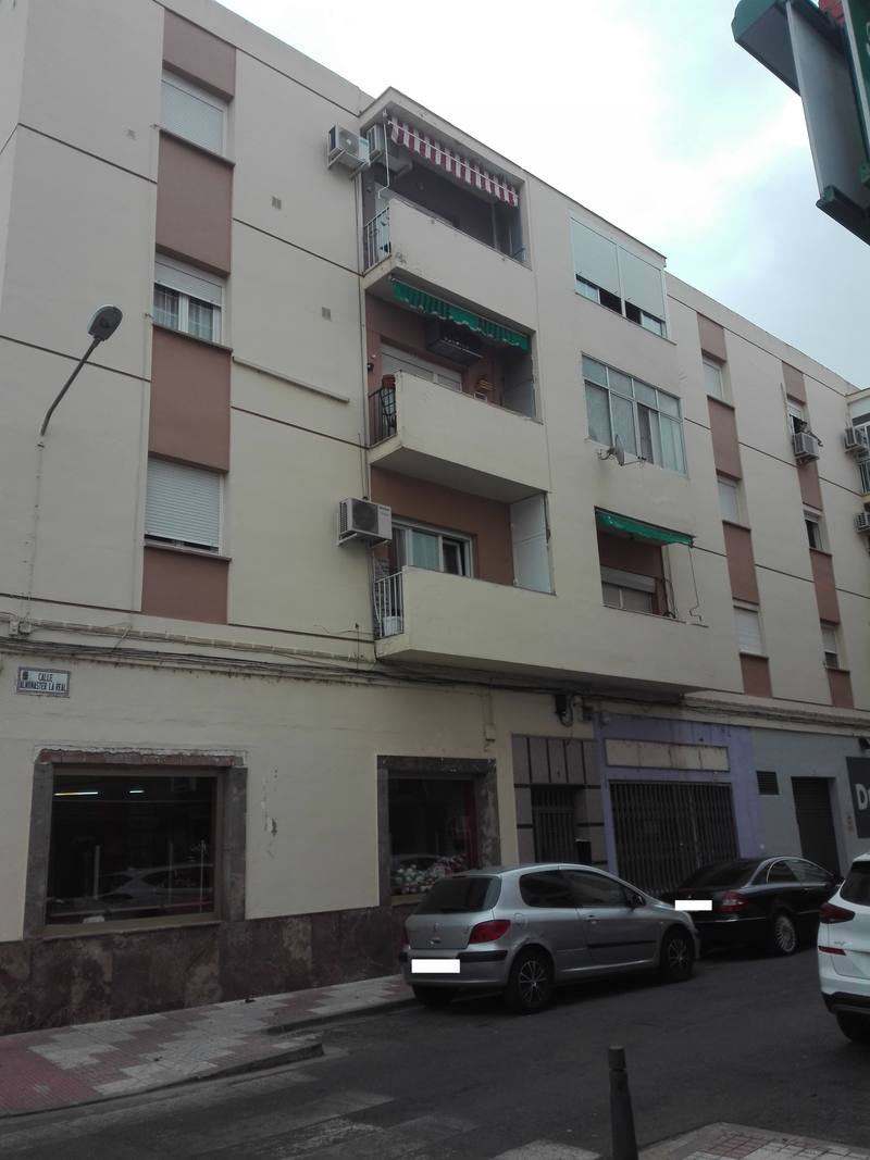 CL ALMONASTER LA REAL 8, 3, B 06800 MERIDA