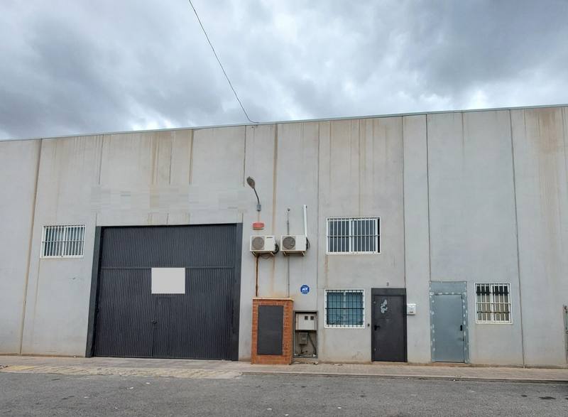 Nave industrial en CREVILLENTE, Alicante