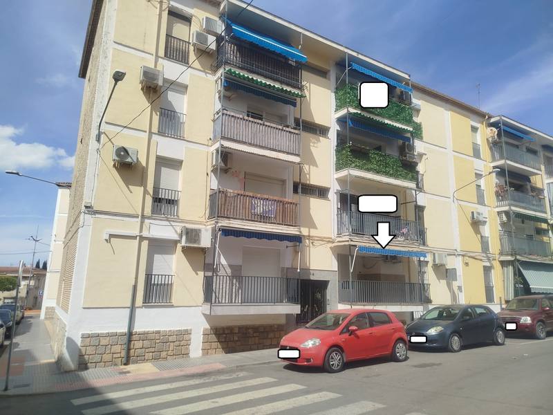 CL LAS CRUCES 4, BJ, DR 23600 MARTOS