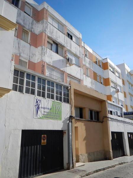 vivienda sita en San Fernando Calle Doctor Cellier nº 39 planta 2ºD