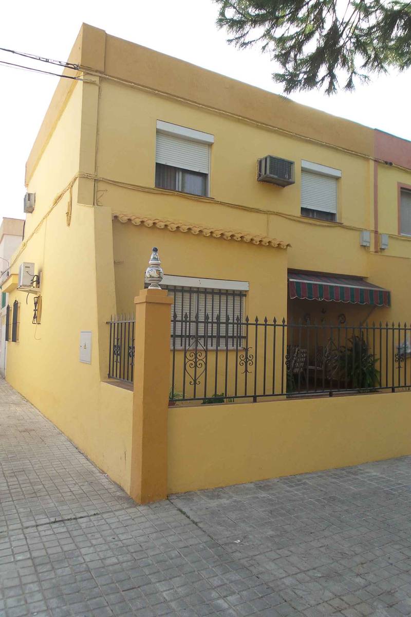 Vivienda unifamiliar en GELVES, Sevilla