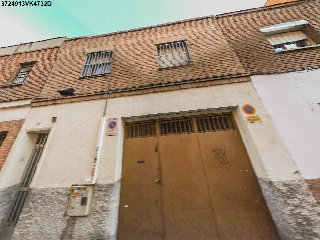 casa sita en calle Sierra Llerena, 25 de Madrid