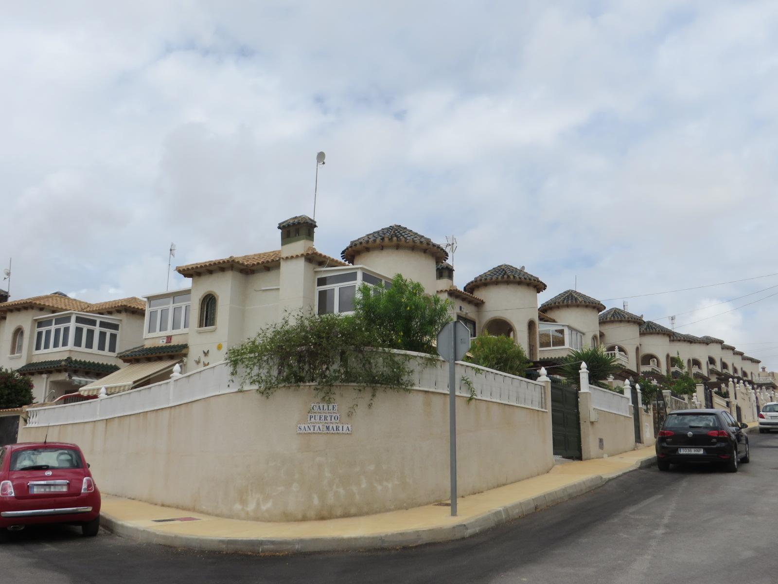 Vivienda unifamiliar en San Miguel de Salinas, Alicante/Alacant