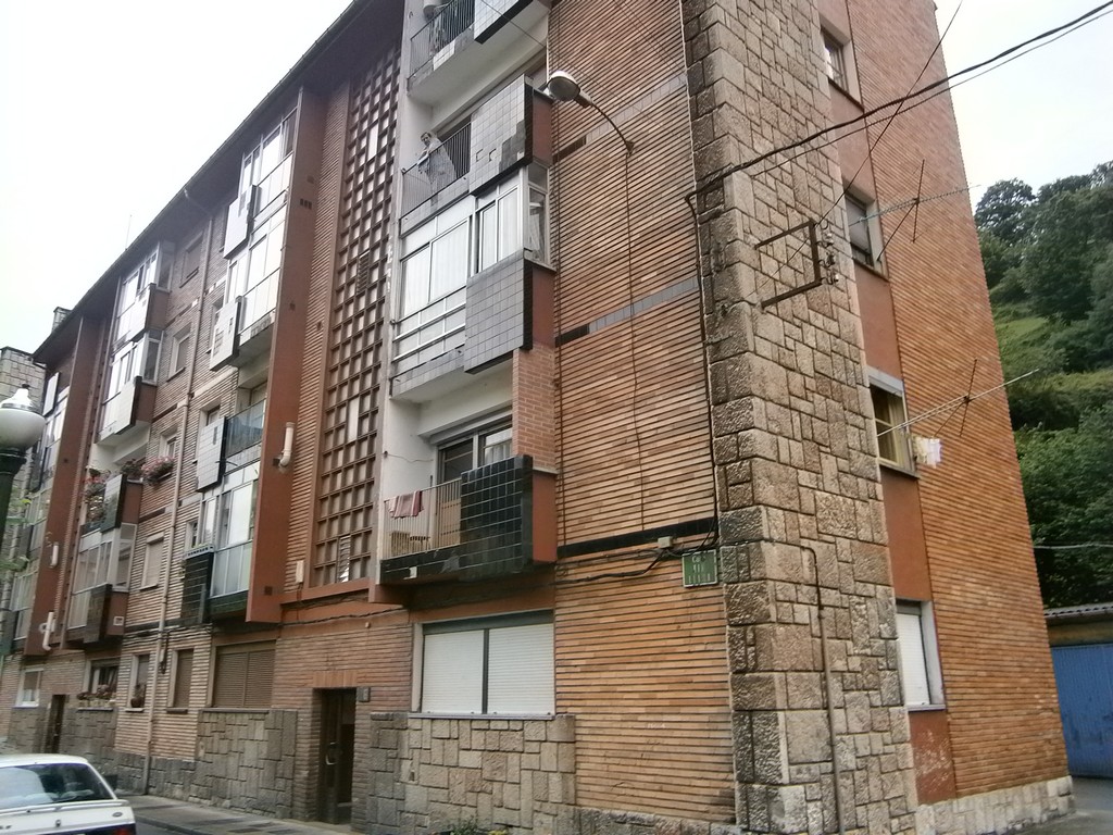 Vivienda en RIOSA, Asturias