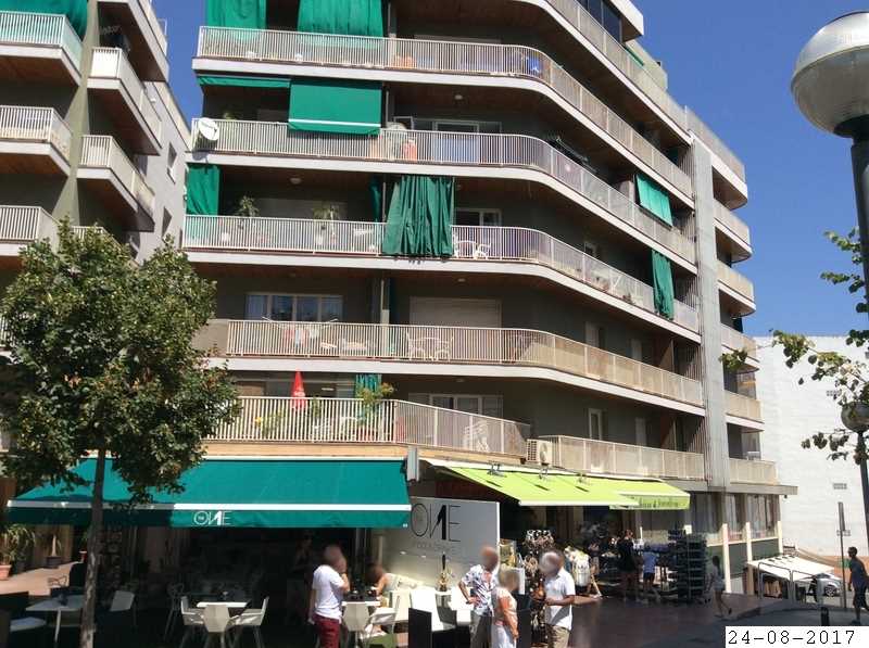 Local comercial en LLORET DE MAR, Girona