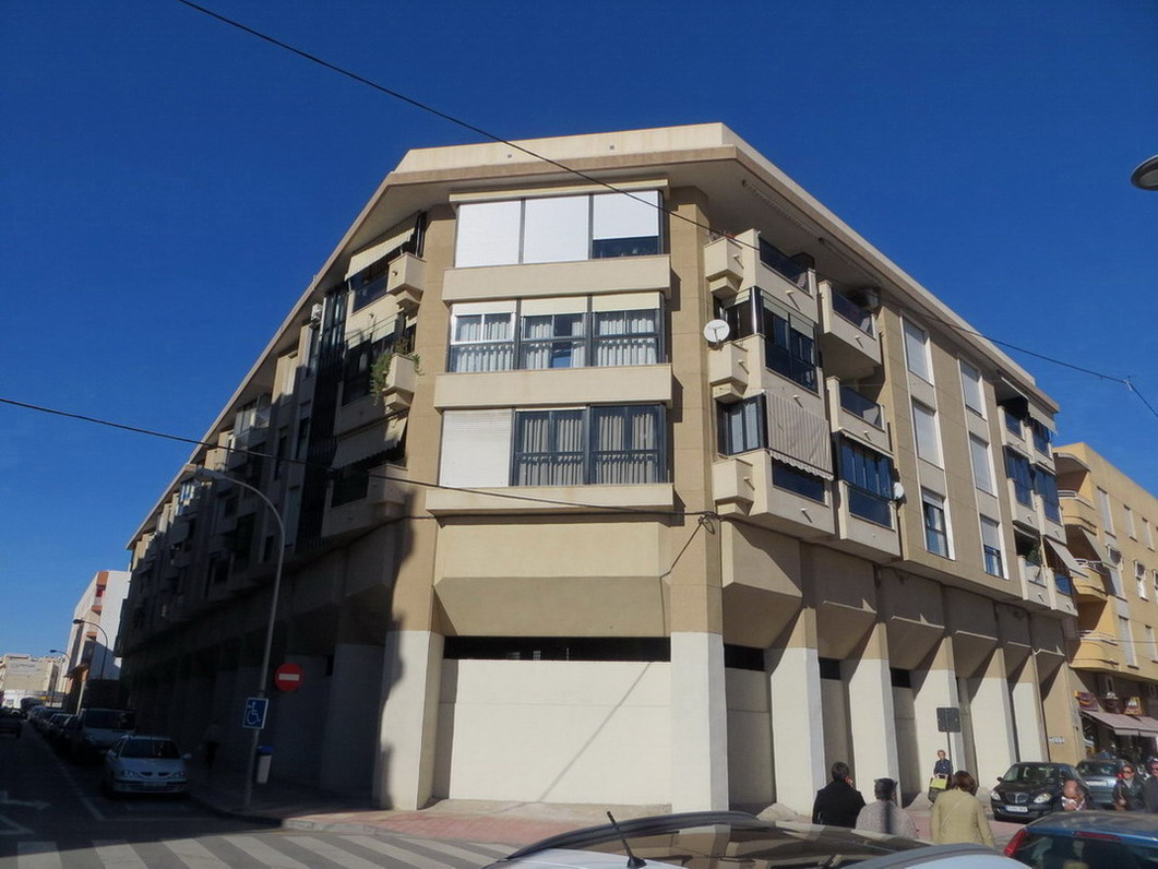 Garaje en EL CAMPELLO, Alicante/Alacant