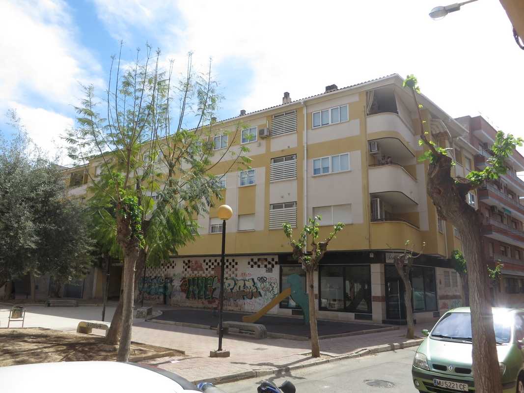 Local comercial en Alcantarilla, Murcia