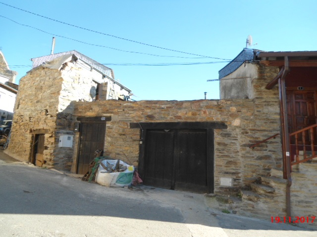 Vivienda en VEGA DE ESPINAREDA, León