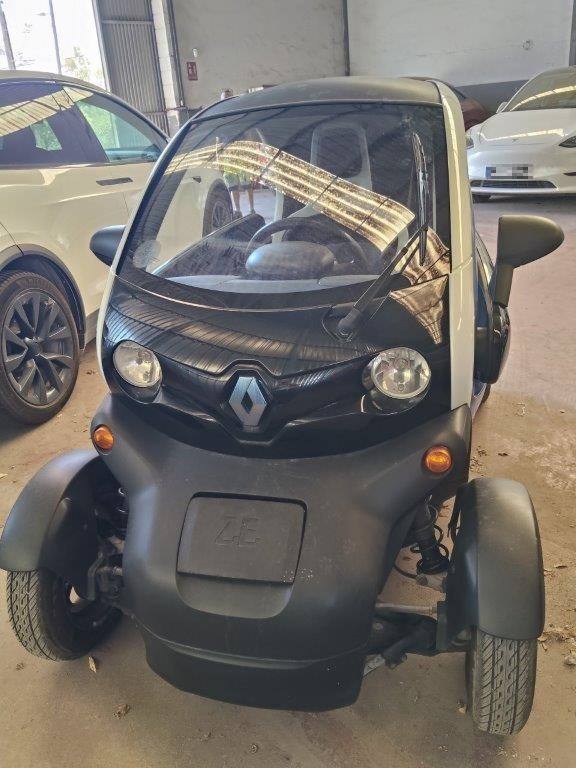 CUATRICICLO PESADO RENAULT TWIZY 2012 (4153HKK)