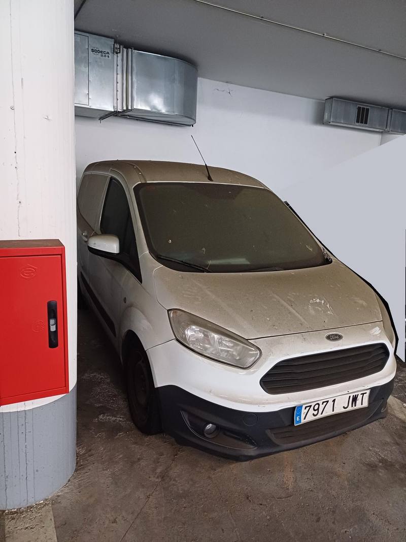FORD TRANSIT COURIER 2017 — Almería