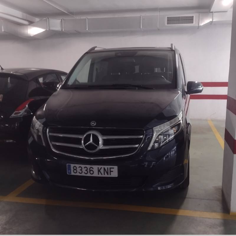 MERCEDES-BENZ V 220 D 2018 (8336KNF)