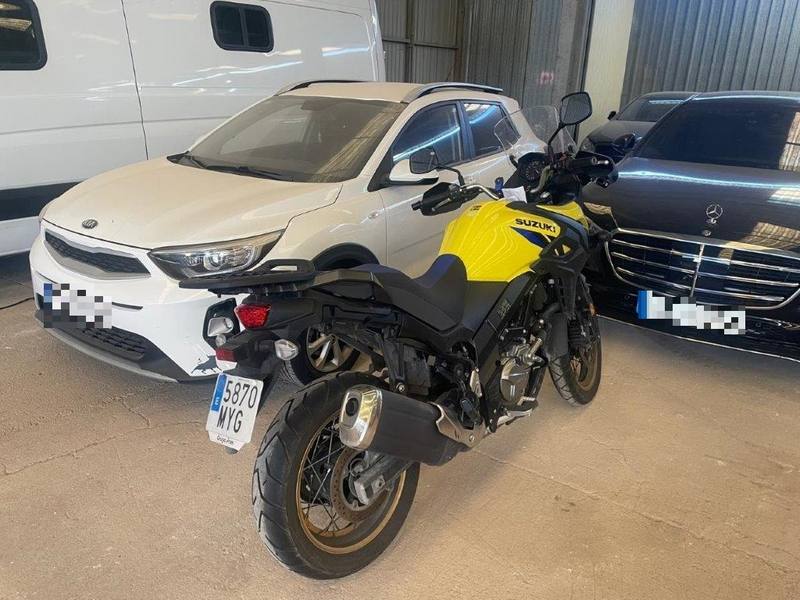 SUZUKI DL650 2025 (5870MYG)