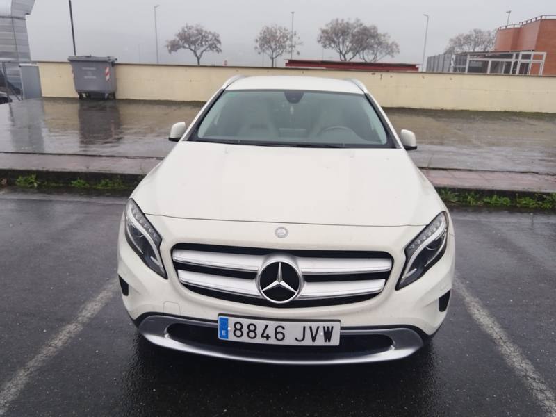 MERCEDES-BENZ GLA 220 D 4MATIC 2016 — Cáceres