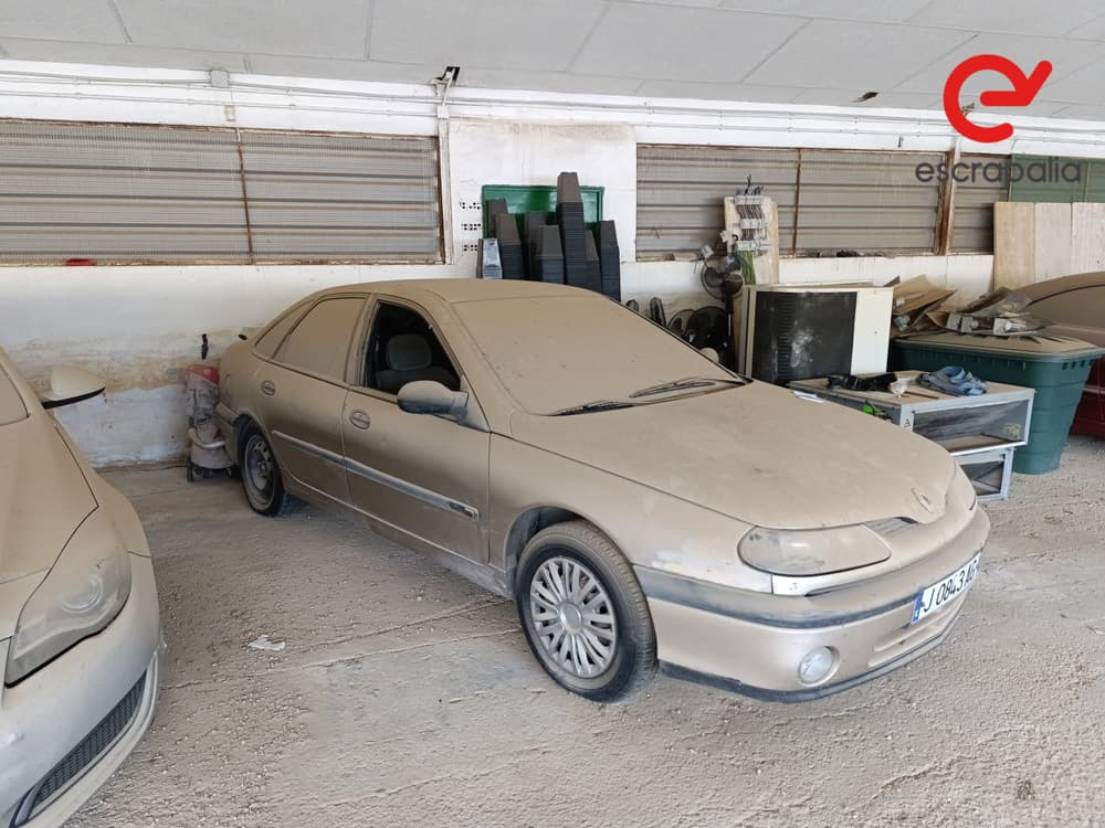 RENAULT Laguna 1.6 16V 2000 (J0843AG)
