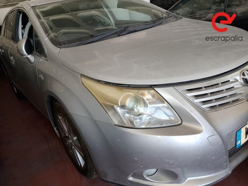 TOYOTA Avensis Wagon 2.2 D-CAT (EXTRANJERA)