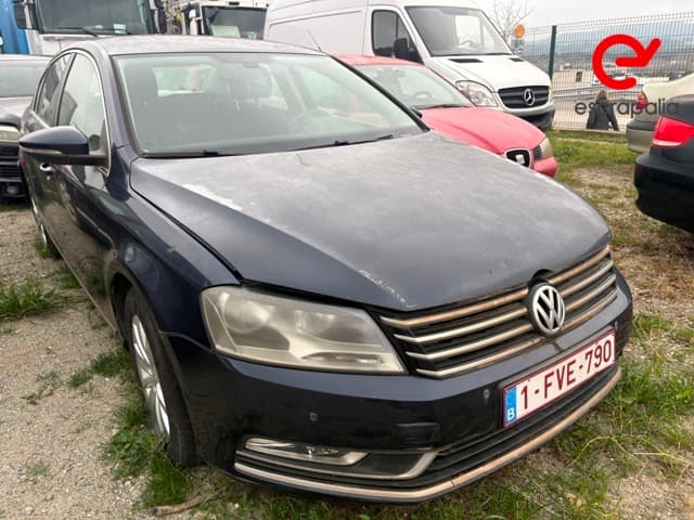 VOLKSWAGEN Passat TDI (EXTRANJERA)