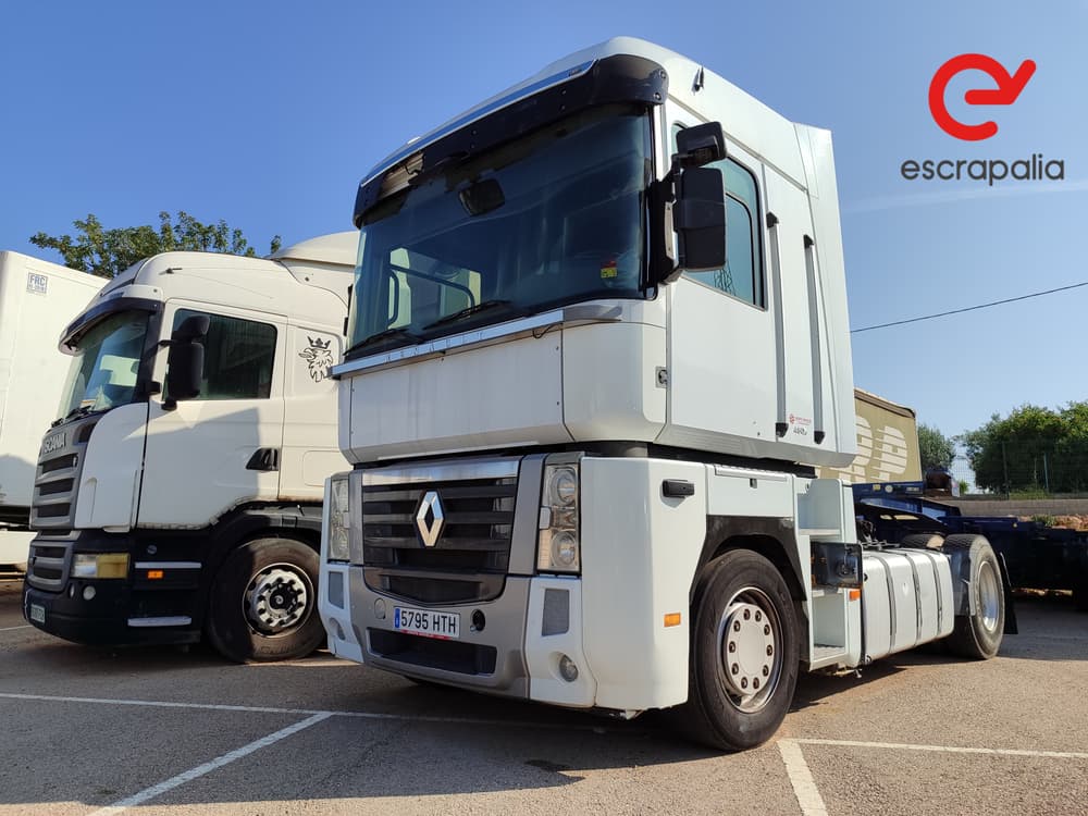 RENAULT MAGNUM 480 Dxi 2010 (5795HTH)
